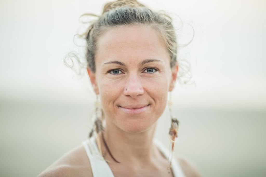 Abdominal Release - A Modern Approach to the Ancient Art of Chi Nei Tsang Treatment