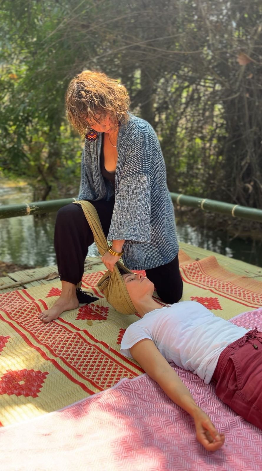 Wrap. Sway. Swing. Rebozo & Pha Khaw Ma Training